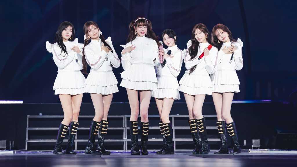 IVE's second world tour includes their first concert at Kyocera Dome Osaka, attracting 79,000 fans over two days with new song debut.