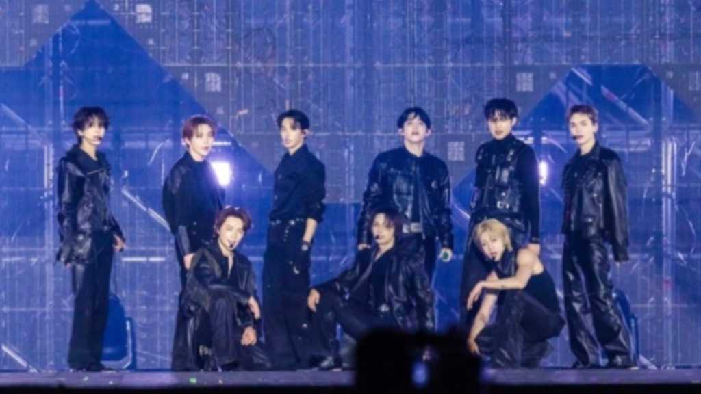 SEVENTEEN ranked No. 1 on Pollstar’s Asia touring chart, led a major world tour, sold out stadiums, and renewed with Pledis.