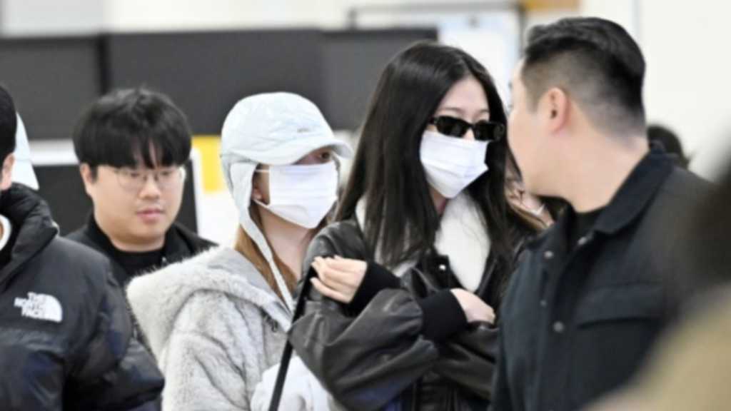 IVE returned to Korea after performing at the '2025 MUSIC BANK GLOBAL FESTIVAL IN JAPAN' at the National Stadium.