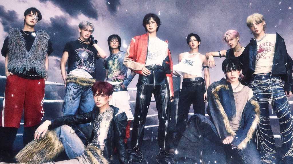 &TEAMが4月21日に3rd EP「We on Fire」をリリース。予約は2月12日から開始し、期待が高まる。