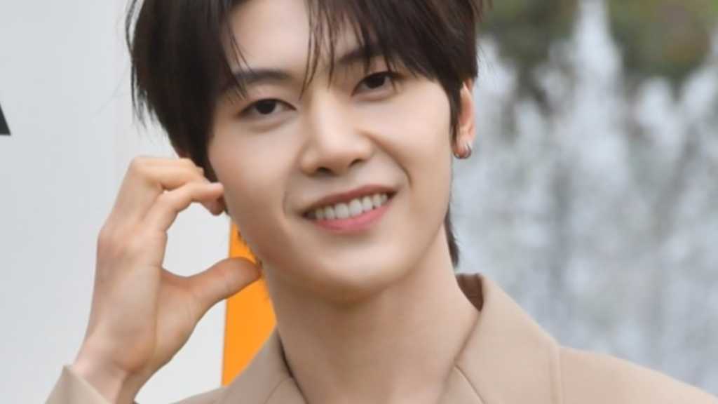 ACQUA DI PARMA opened a pop-up store in Seoul with various artists attending, including members from ZEROBASEONE and THE BOYZ.