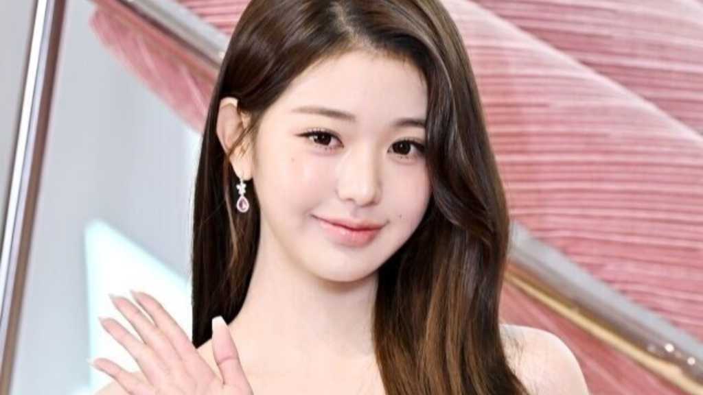 ウォニョンがビューティーブランド立ち上げの噂が浮上。新アカウント「for_evercherry10」が注目され、ファンの期待が高まっている。
