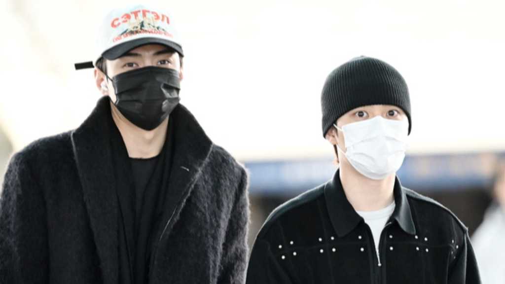 EXO flew to China from Incheon Airport for overseas schedules. They will also release a new variety show on March 4.