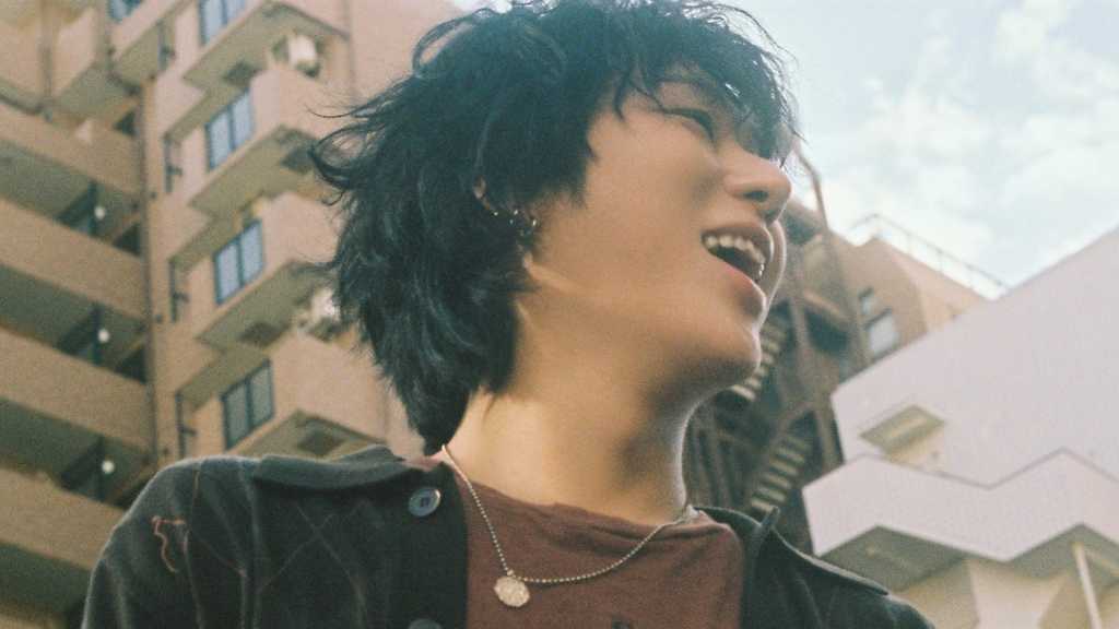 ジコが新曲「DUET」をリリースし、グローバルな人気を獲得。BOYNEXTDOORも成功を収め、ジコは「ベストプロデューサー」を受賞。