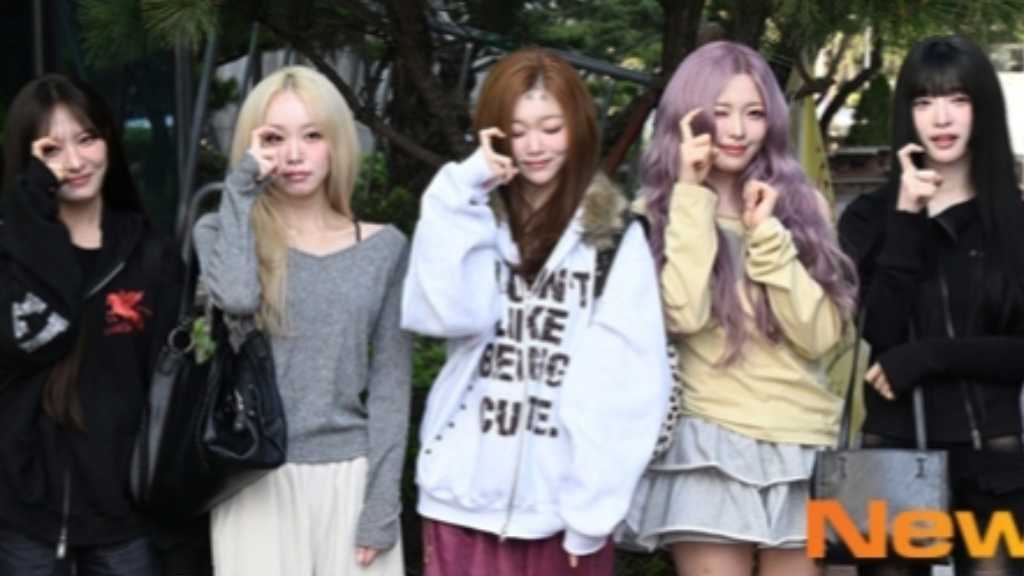 Artists including Billlie and NEXZ headed to KBS for a recording of 'Immortal Songs.' Billlie announces their first full album release.