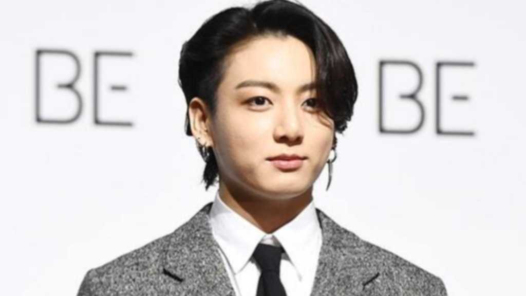 A major crime leader was arrested for stealing identities, including BTS's Jungkook, and illegally accessing funds totaling 38 billion won.