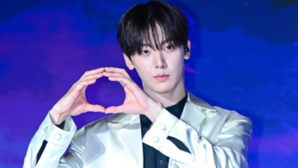 Yoon San-ha holds his third consecutive birthday concert series, 'SANiGHT Project #3', in Korea and Japan, honoring his promise to fans.