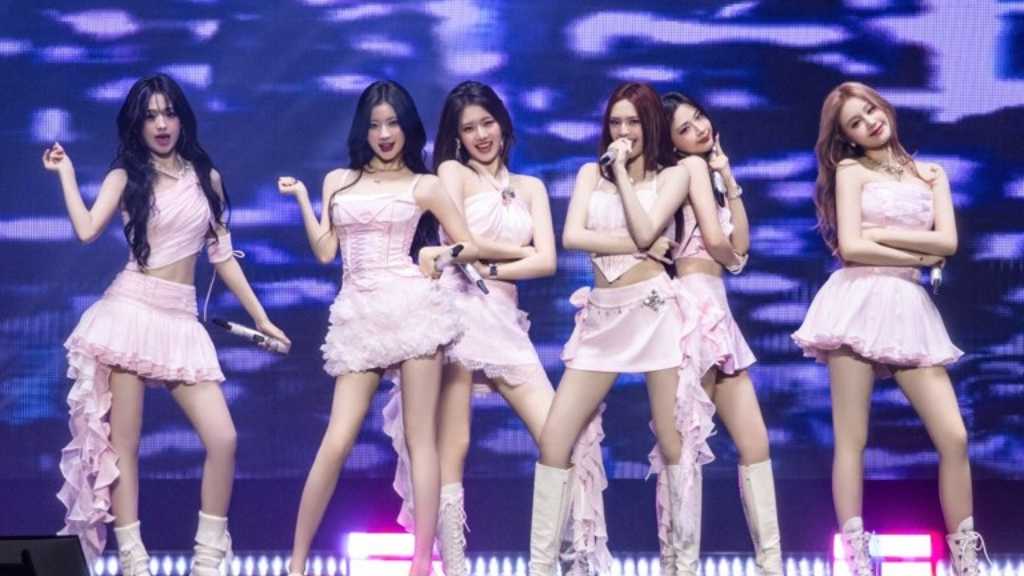 BABYMONSTER kicks off their North America tour in Toronto, performing to over 10,000 fans and showcasing new music and strong performances.