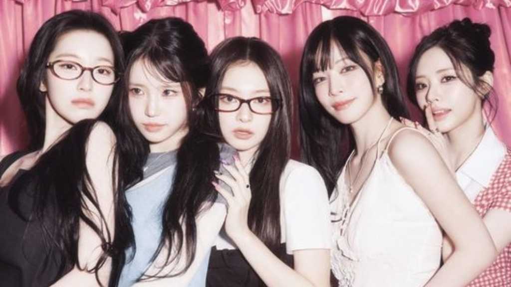 fromis_9 releases their Japanese debut EP 'LIKE YOU BETTER' featuring six tracks, showcasing their vibrant energy and new beginnings.