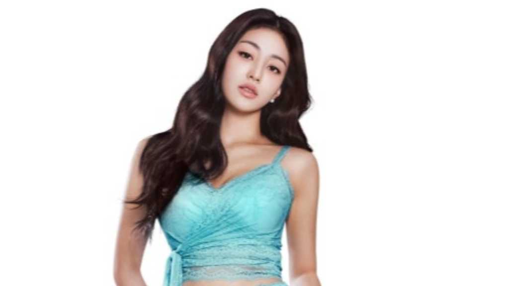 TWICE's Jihyo stars in a new lingerie campaign for VENUS, showcasing her beauty and energy in a custom mint dress for Spring 2026.