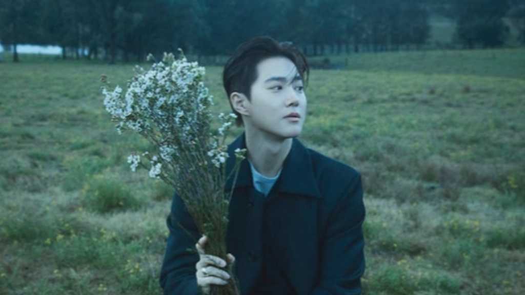 Suho's 4th mini-album "Who Are You" releases on September 22, featuring the title track that explores themes of parting.