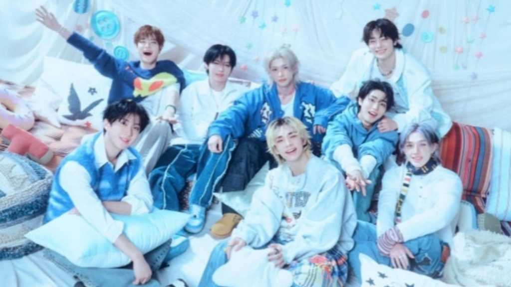 Stray Kidsが6回目の公式ファンミーティングを開催。特別な思い出を作るイベントで、オンライン生中継も実施。