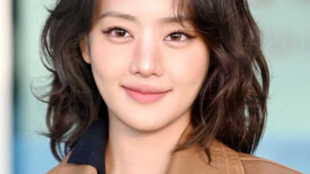 i-dleのミンニが映画「元祖麻薬もち店」の出演オファーを受け、検討中。