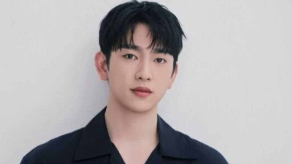 GOT7のジニョンがソロアルバム発売を記念し、海外児童の音楽教育支援に5,000万ウォンを寄付。