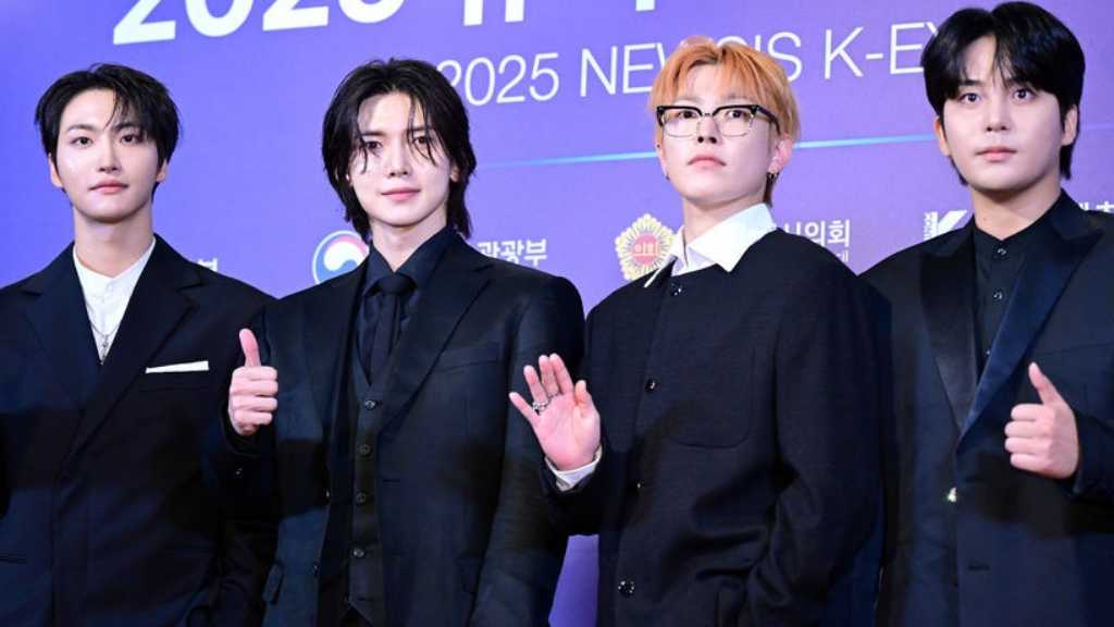 ATEEZのHONGJOONG、YEOSANG、SEONGHWA、JONGHOが「第7回 NEWSIS K-EXPO」のレッドカーペットに登場。