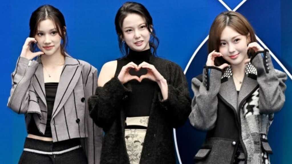Kep1er members attended the Seoul Fashion Week event. BTS ranked first in singer brand reputation for December, with IVE and BLACKPINK also in the top ranks.