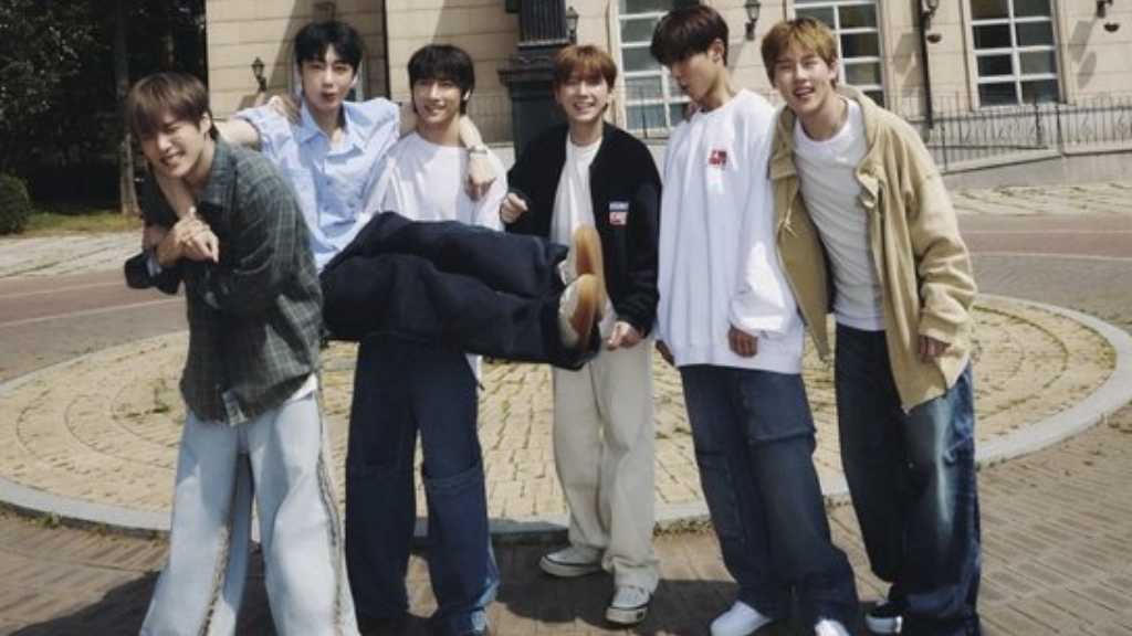 MONSTA Xがカムバックを控え、ニューミニアルバム「THE X」のコンセプトフォトを公開。10周年を祝う内容で、ファンとの時間をテーマにした。