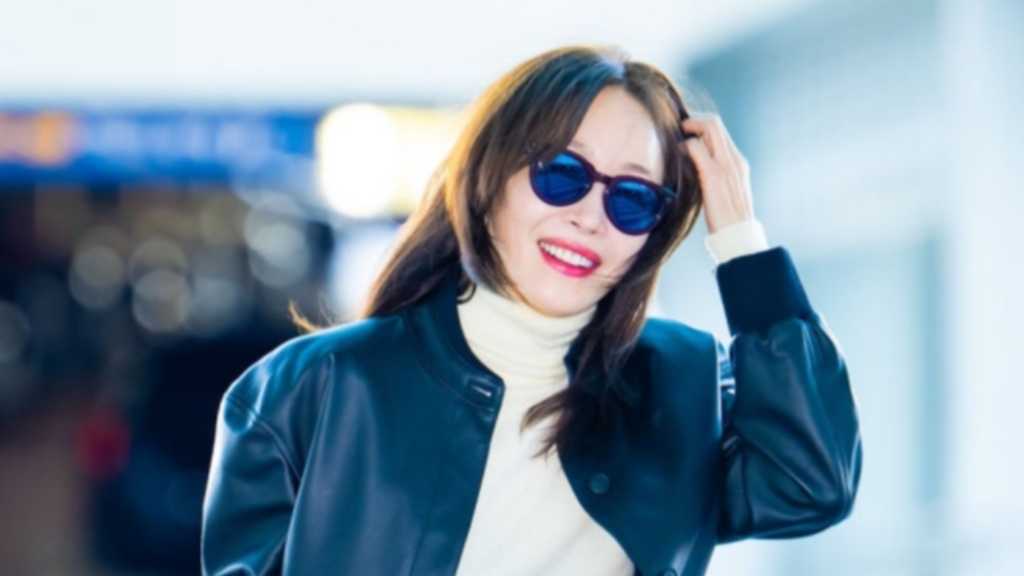 Om Ji-won leaves Incheon for Taiwan for the 10th Anniversary Asia Artist Awards 2025, celebrating K-POP and drama artists.