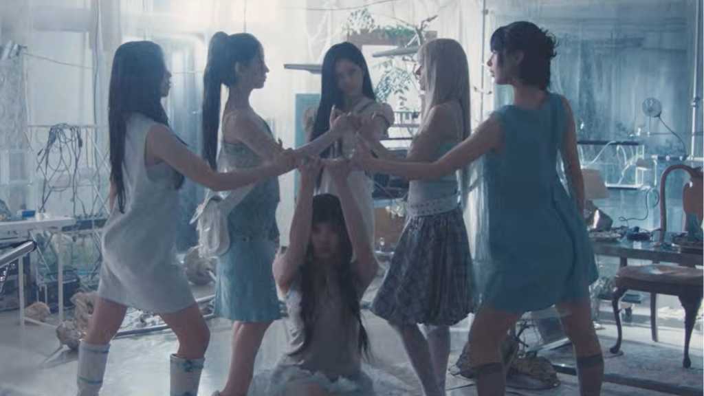 NMIXX launched their 5th mini-album 'Heavy Serenade' and its title track's MV, showcasing a dreamy blend of electronic pop sounds.