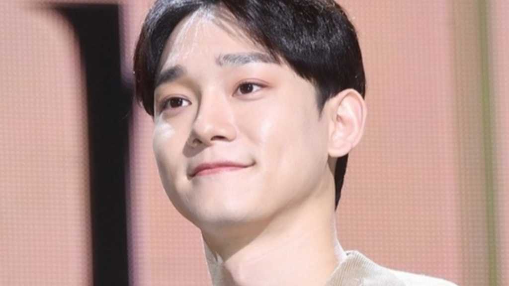 EXO's Chen will return with his 5th mini-album "Arcadia," releasing on September 29, featuring a trailer that builds anticipation.