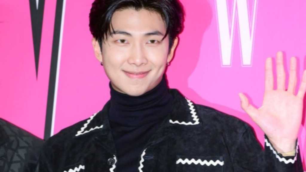RMが結婚と出産についての考えを語り、結婚は選択肢であり、個々のペースで生きることが大切だと述べた。