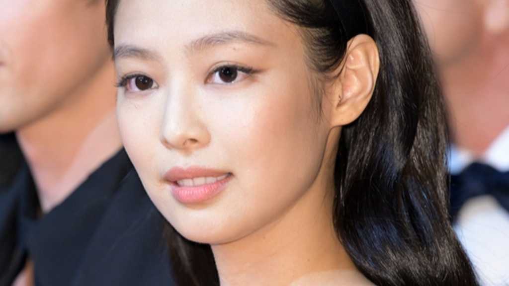 BLACKPINK's Jennie will appear in TVING's 'Switch Love 4', a reality show about couples reflecting on past relationships and finding new love.