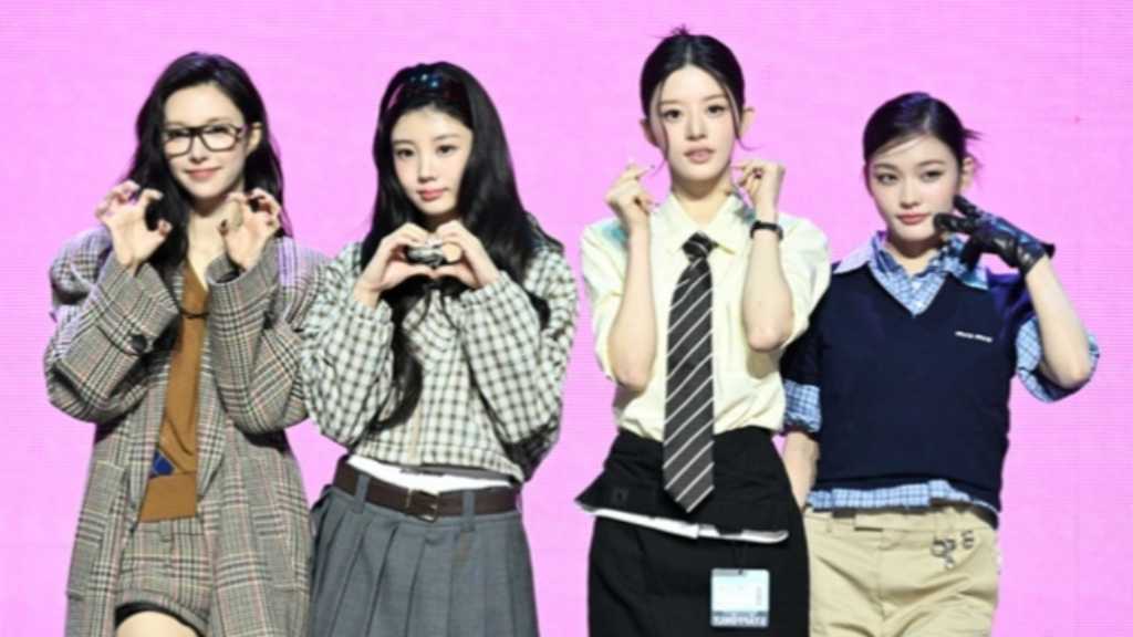 ILLIT spoke about promoting as four without Moka, addressed a costume controversy, and introduced their new song and album.