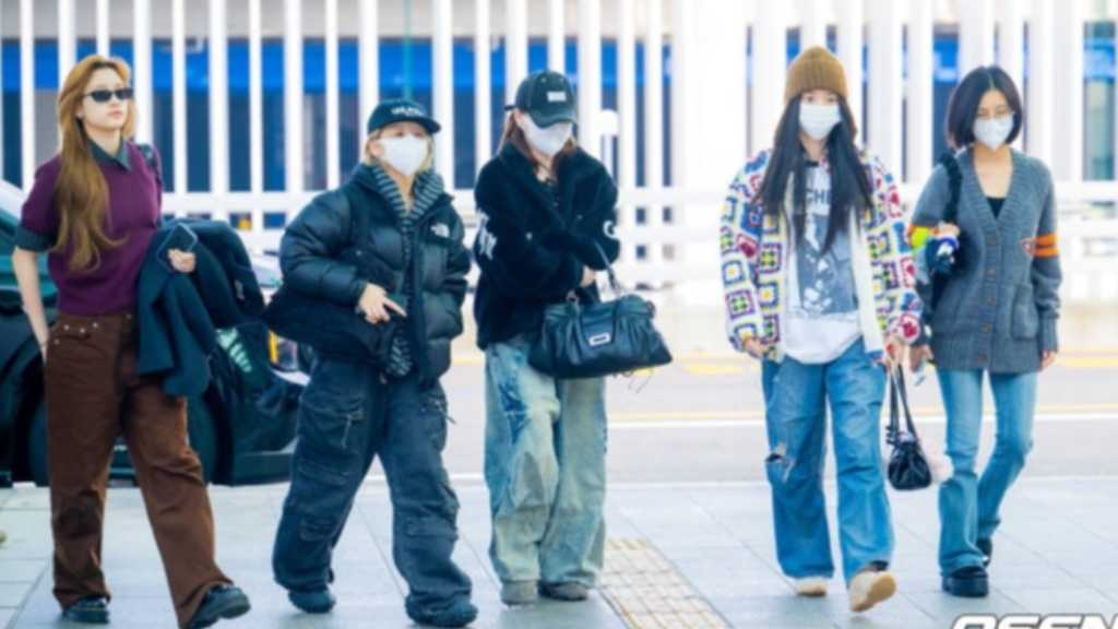 Kep1er departed from Incheon International Airport for an overseas schedule. Fans express excitement and admiration for the group.