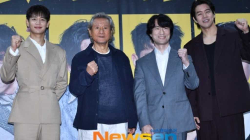 Minho from SHINee stars in 'Waiting for Godot' homage, showcasing his passion for acting. He will return for the 2025 season.