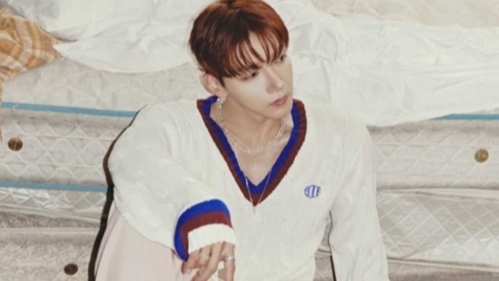 Jun. K reveals a lyric spoiler for his upcoming album 'Dear my muse,' set to release on September 1, featuring various new tracks.