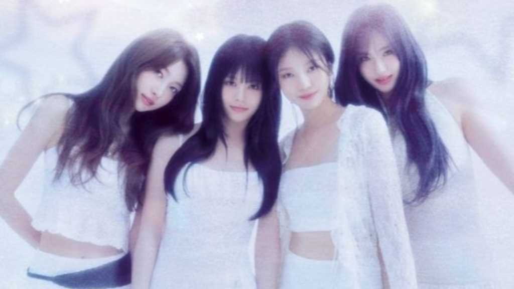 K-pop group EVERGLOW will host a fan meeting in Osaka on October 21, 2025, featuring special stages and fan interactions.