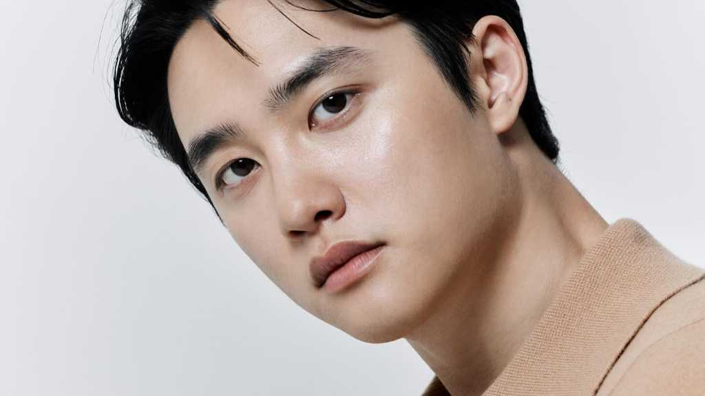 EXO's D.O. has decided not to renew his contract with Company Soo Soo after nearly two years, while continuing ongoing projects.