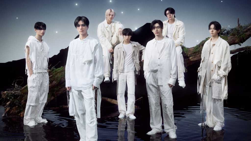 ENHYPEN's 4th Japanese single 'YOI' surpasses 500,000 sales, earning double platinum and setting new records in Japan.