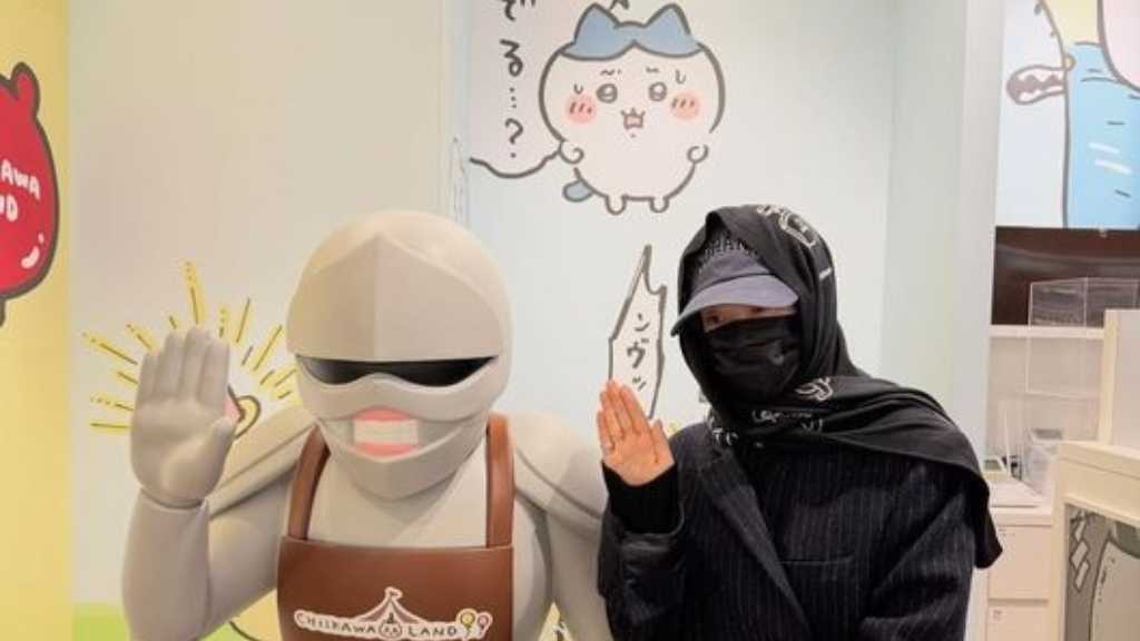 Jennie from BLACKPINK shares photos and videos from Japan on Instagram, showcasing her style and fitness, garnering fan admiration.