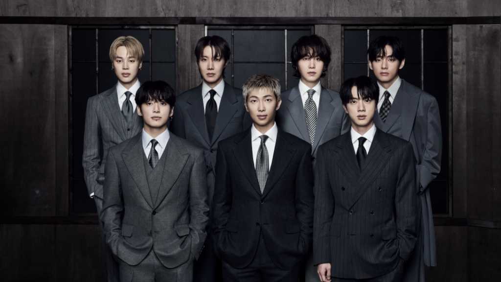 BTSが3年9ヶ月ぶりに新曲「SWIM」を含むアルバム「ARIRANG」をリリース。カムバック公演はNetflixで生中継。