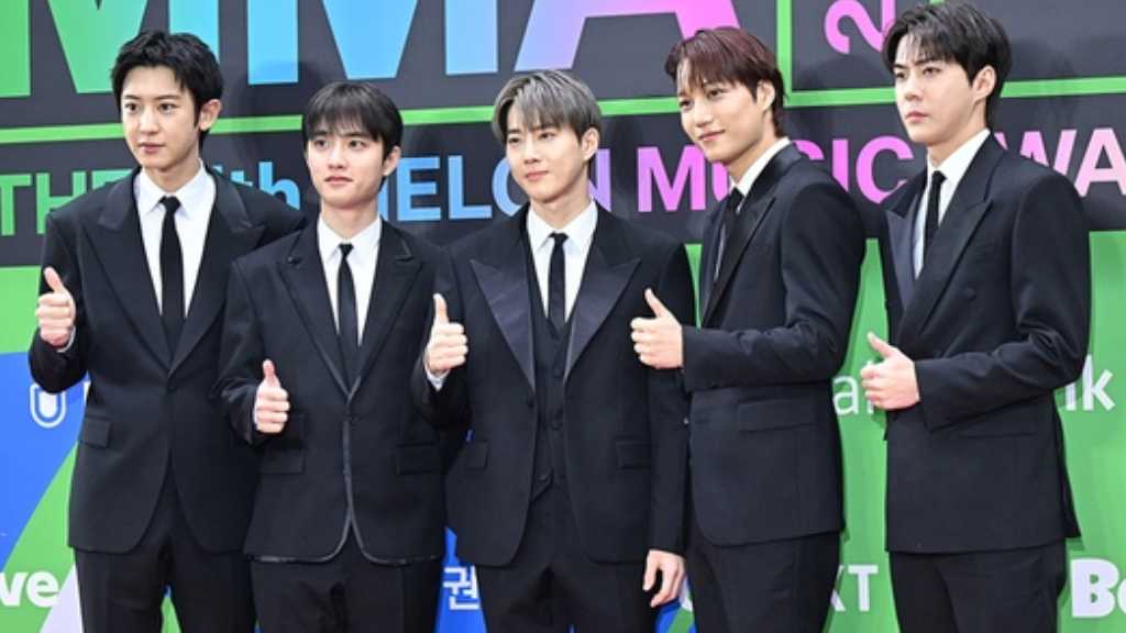 EXOが「MMA 2025」に登場。6年ぶりの出演で、韓国の音楽プラットフォームMelOnが主催する大規模なK-POP授賞式。