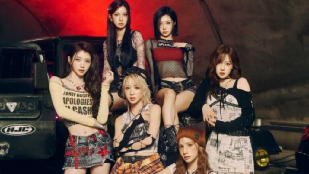 Kep1er reveals a grunge look in their third concept photo for the album 'BUBBLE GUM,' enhancing anticipation for the release.