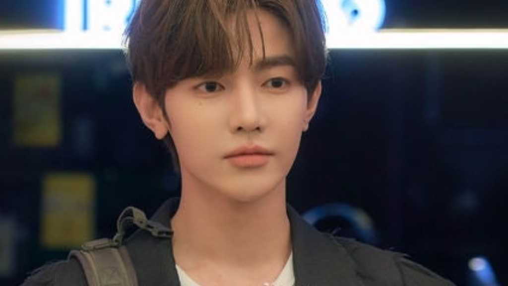 ZEROBASEONEのジャン・ハオがドラマ初演技を成功させ、OST「Refresh！」にも参加し、多才さを発揮。