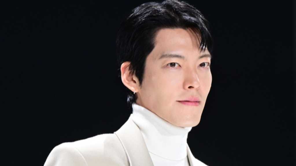 11日、ソウルで「2026 Polestar Media Day」が開催され、キム・ウビンとイ・ヘソンが出席。SEVENTEENやZB1が「2024 MAMA」に登場。