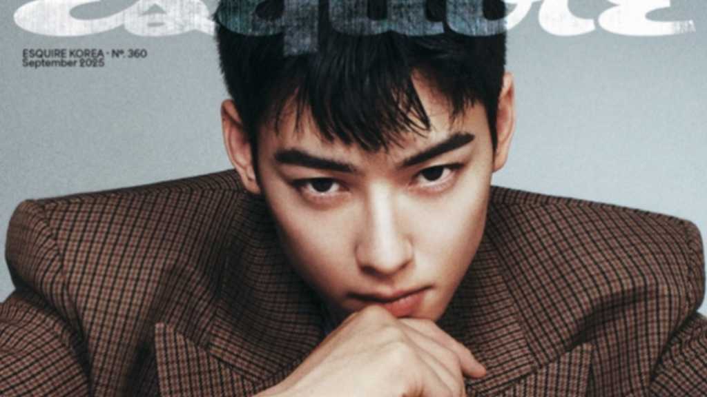Cha Eun-woo of ASTRO reveals his last photoshoot before military enlistment, showcasing a new look and expressing his feelings about it.