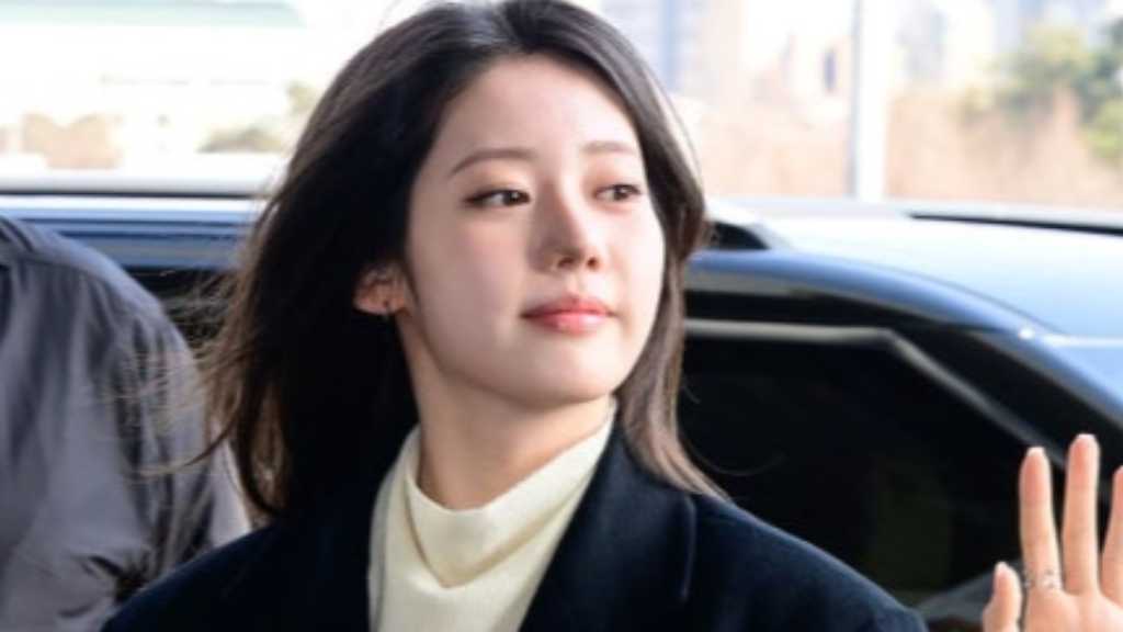 BABYMONSTER departs for Japan. ENHYPEN achieves six awards at the D Awards, while Stray Kids and RIIZE also win. Grammy win for 'Golden'.