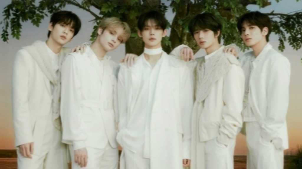 Tomorrow x together 2025 3 kstyle