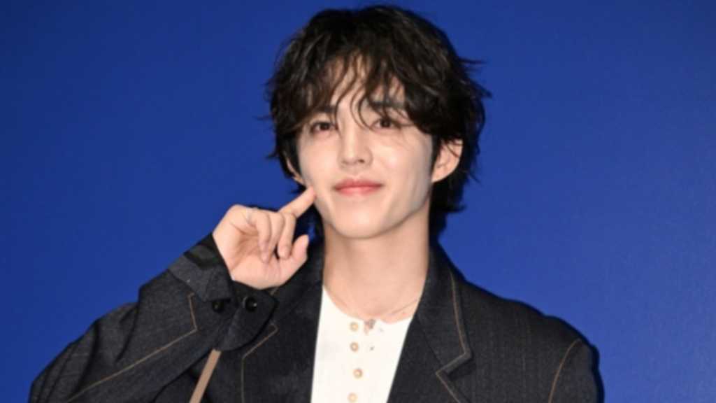 SEVENTEEN’s S.COUPS, Ahn Hyo-seop, Shin Ye-eun, and Thai actor-singer Krit Amnuaydechkorn attended a RIMOWA event in Seoul.