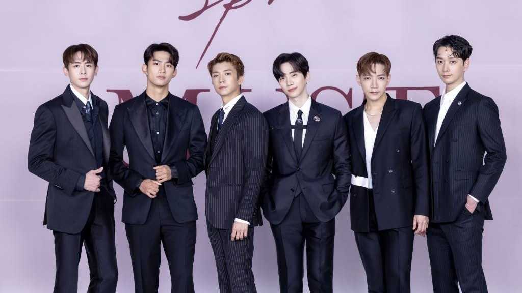 2PM will hold a concert in Japan to celebrate their 15th anniversary. Fans eagerly await details of the event and performances.