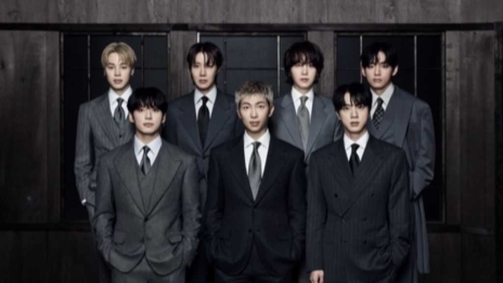 BTSの5thアルバム「ARIRANG」のプロモ映像がホワイトウォッシングの批判を受け、BIGHIT MUSICが釈明。アルバムは好評で、売上400万枚を突破。