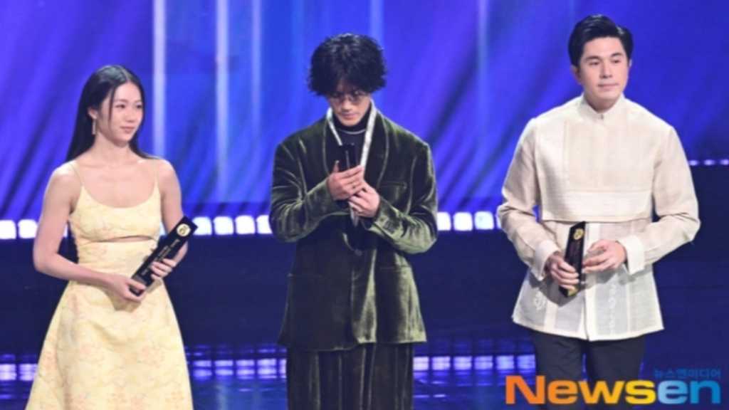 RIIZE’s Anton, Jin Akanishi, and many other stars attended the Seoul Drama Awards 2026 ceremony at KBS Hall in Seoul.