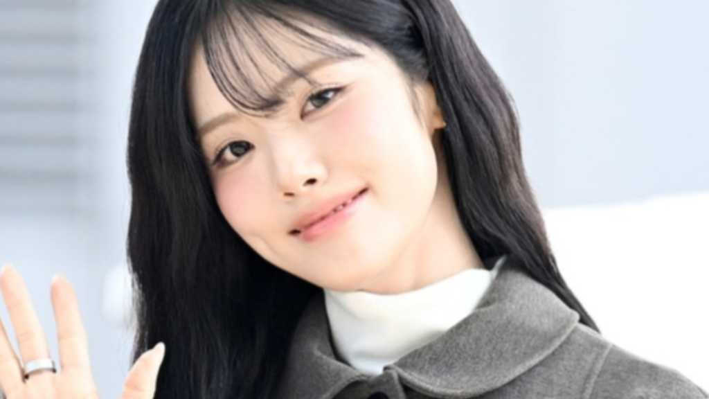 fromis_9 departs from Incheon International Airport for Hong Kong for their 2025 WORLD TOUR. New lineup for HANTEO MUSIC FESTIVAL announced.