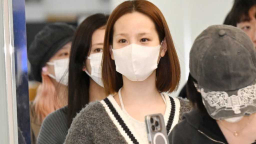 NiziU arrived in Korea on the 17th for a schedule. They released their 2nd EP today and will participate in Kana Nishino's new song.