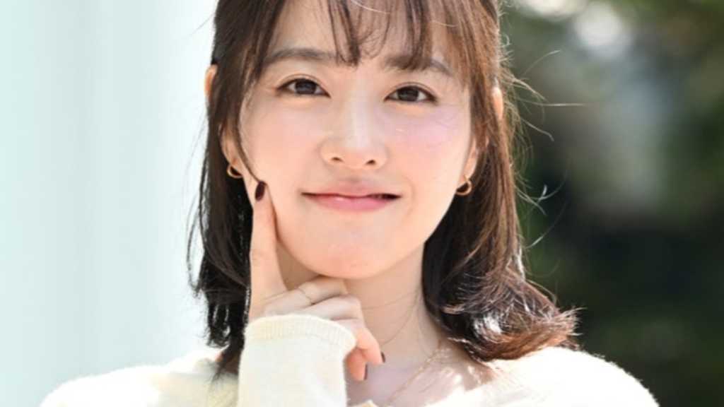 Billlie heads to SBS Power FM for the 'Cultwo Show' on the afternoon of the 29th. Actors discuss spending 15 billion yen on Disney+.