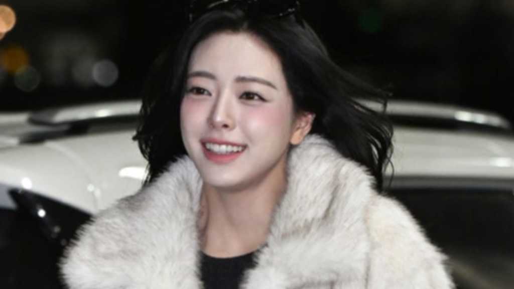 ITZY departs for Japan on the 5th. Yeji is appointed global ambassador for Roger Vivier. New drama script reading revealed.